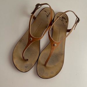 Giuseppe Zanotti Thong Sandal, Tan Leather